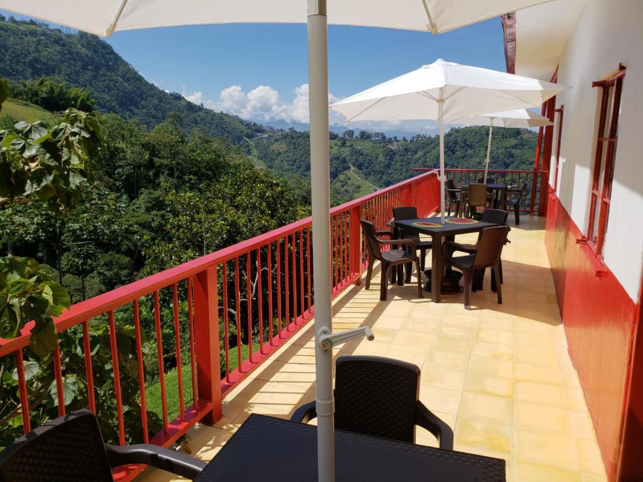 Lodge Paraiso Verde La Linda 外观 照片